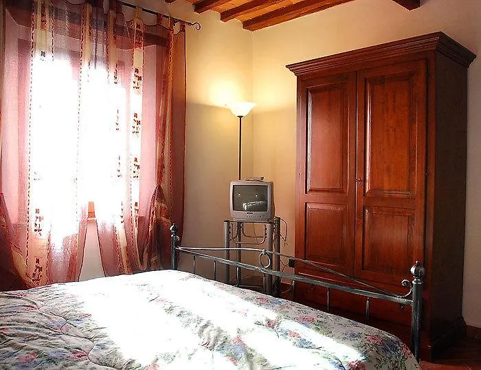 קיוסדינו Agriturismo Casa Piccini בית חווה